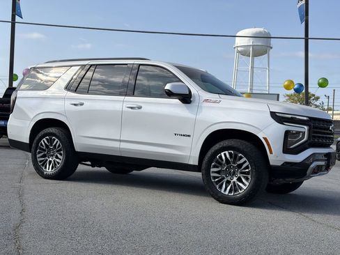 Used 2025 Chevrolet Tahoe Z71 AWD/4WD image 26