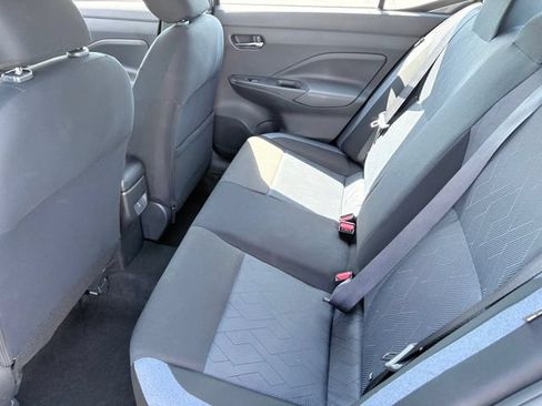 Used 2025 Nissan Versa SV FWD image 7