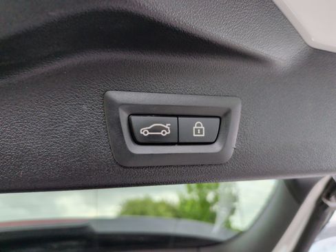 Used 2022 BMW X5 M50i AWD/4WD image 41
