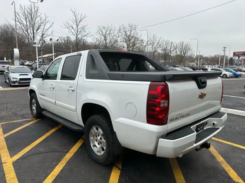 Used 2007 Chevrolet Avalanche LT w/ LT Preferred Equipment Group image 5