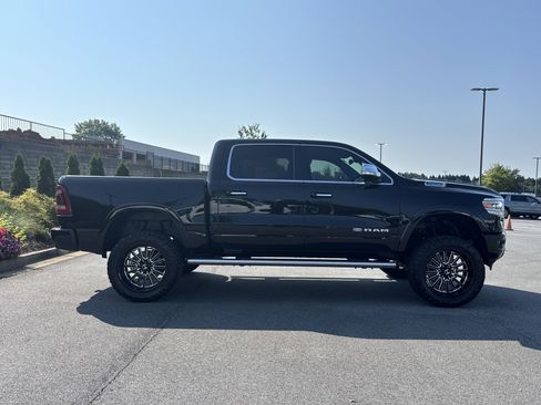 New 2023 GMC Savana 2500 w/ Driver Convenience Package image 11