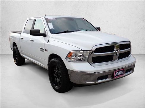 Used 2016 RAM 1500 Classic SLT AWD/4WD image 6