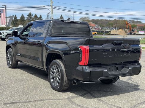 Used 2023 Toyota Tundra Platinum image 5