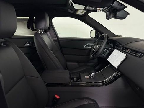 New 2026 Land Rover Range Rover Velar Dynamic SE image 33