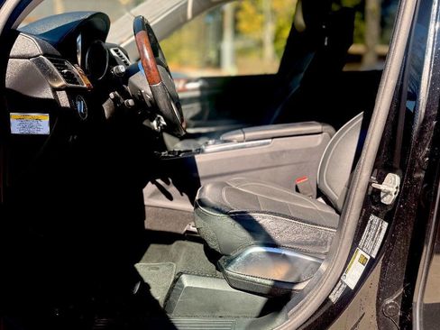 Used 2014 Mercedes-Benz GL 550 4MATIC image 21