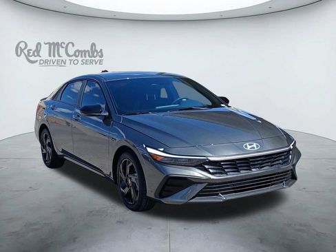 New 2026 Hyundai Elantra Sport FWD image 7