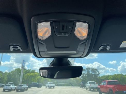 Used 2022 RAM 4500 SLT w/ Quick Order Package 2YG SLT image 21