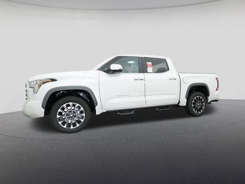 New 2026 Toyota Tundra Limited image 18