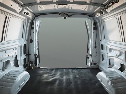 Used 2013 Ford E-150 and Econoline 150 image 11