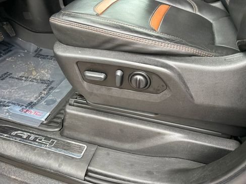 Used 2021 GMC Sierra 1500 AT4 image 30