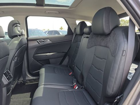 New 2026 Kia Sportage SX FWD image 19