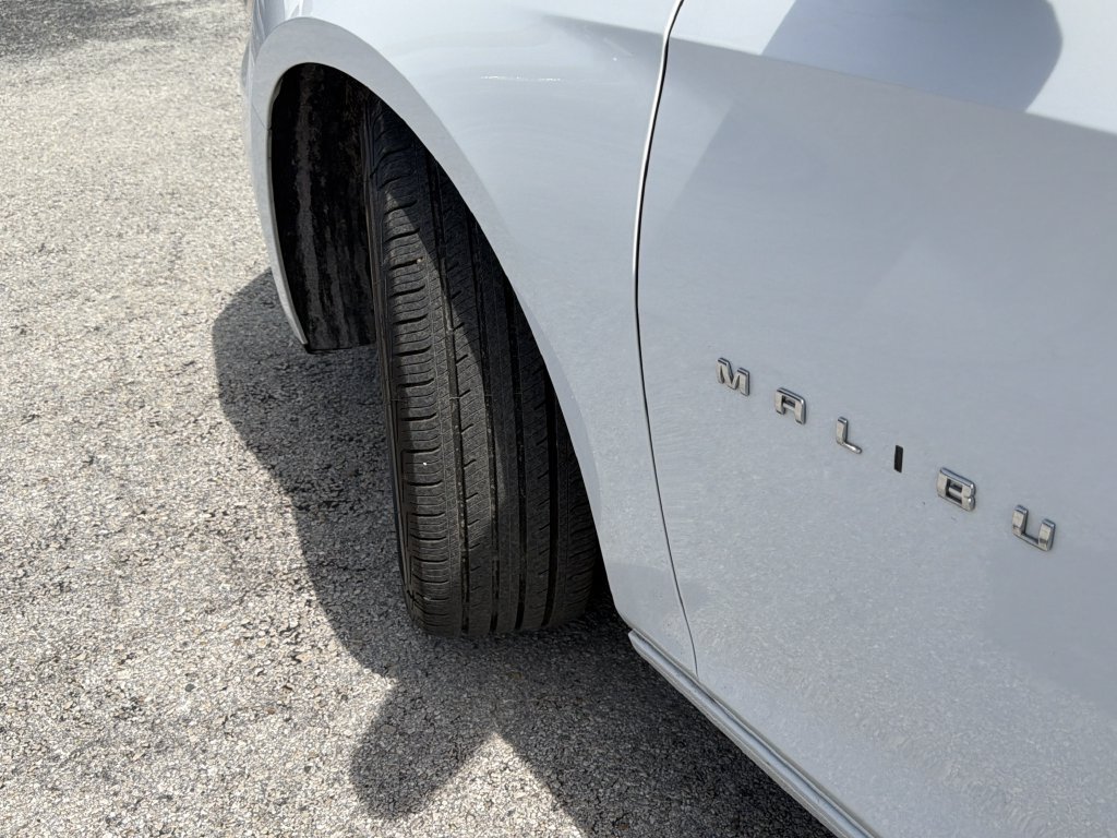 Used 2024 Chevrolet Malibu LT FWD image 33