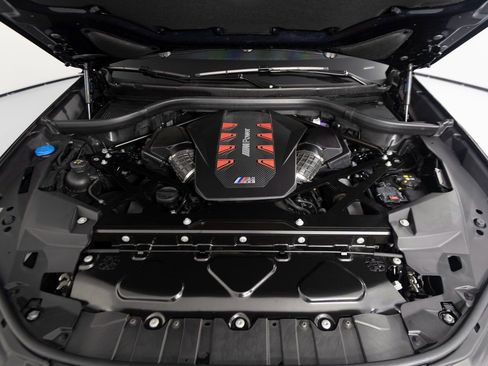 Used 2026 BMW X5 M Competition w/ Executive Package image 38