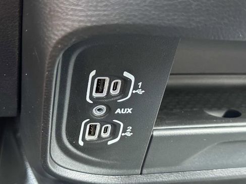 New 2025 RAM 2500 Tradesman w/ Chrome Appearance Group image 32