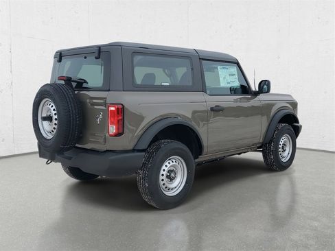 New 2026 Ford Bronco 2-Door image 7