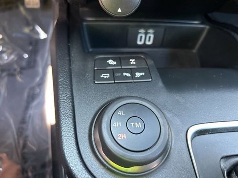 Used 2022 Ford Ranger Lariat w/ FX4 Off-Road Package image 22