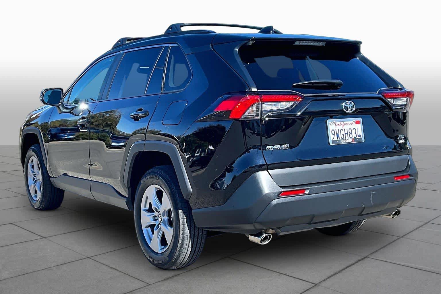 Certified 2025 Toyota RAV4 XLE w/ Convenience Package AWD/4WD image 11