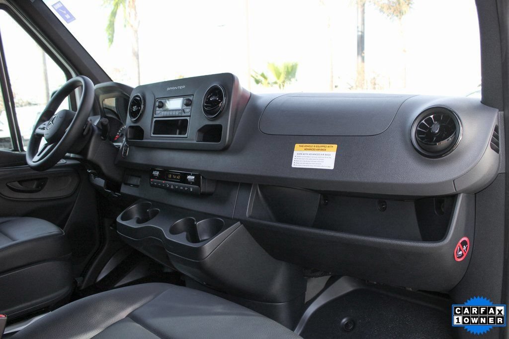 Used 2022 Mercedes-Benz Sprinter 2500 image 31