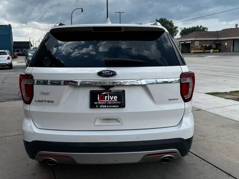 Used 2016 Ford Explorer Limited w/ Equipment Group 301A AWD/4WD image 9