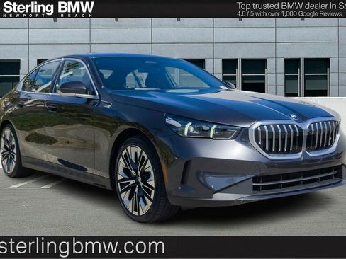 New 2026 BMW 530i w/ Premium Package image 1