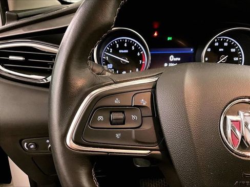 Used 2021 Buick Encore GX Preferred w/ Cold Weather Comfort Package FWD image 17