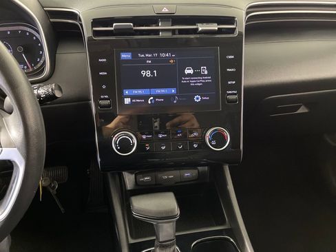 Certified 2023 Hyundai Tucson SE image 22