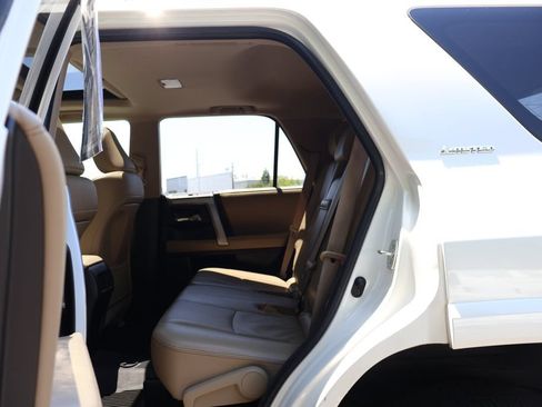 Used 2022 Toyota 4Runner Limited AWD/4WD image 44