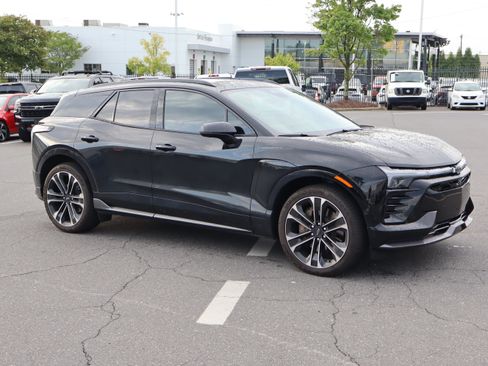 Used 2026 Chevrolet Blazer EV SS w/ Performance Package AWD/4WD image 12