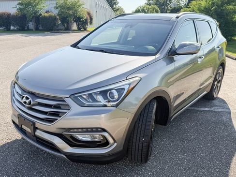 Used 2017 Hyundai Santa Fe Sport w/ 2.0T Ultimate Tech Package 05 AWD/4WD image 9