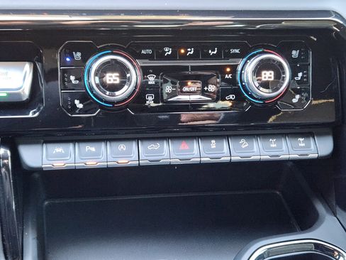 Certified 2024 GMC Sierra 1500 AT4X image 19