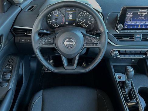 New 2025 Nissan Altima 2.5 S image 12