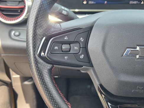 Certified 2024 Chevrolet Trax RS w/ Sunroof Package FWD image 34