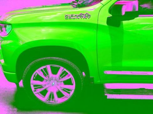 Used 2024 Chevrolet Silverado 1500 High Country w/ Technology Package AWD/4WD image 34