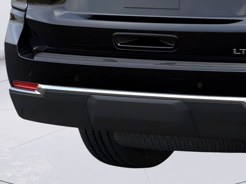 New 2026 Chevrolet Suburban LT w/ Comfort Package RWD image 14