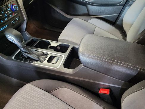 Used 2018 Ford Escape SE AWD/4WD image 26