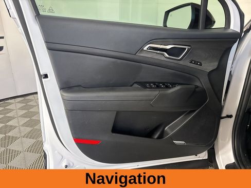 Used 2025 Kia Sportage X-Pro Prestige AWD/4WD image 9