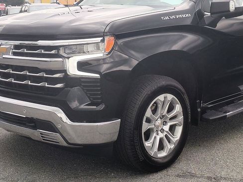 Used 2024 Chevrolet Silverado 1500 LTZ w/ Technology Package AWD/4WD image 9