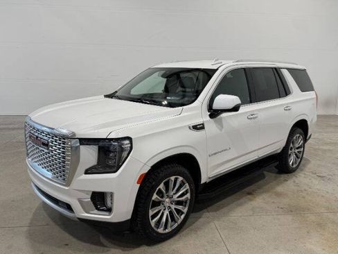 Used 2021 GMC Yukon Denali AWD/4WD image 2