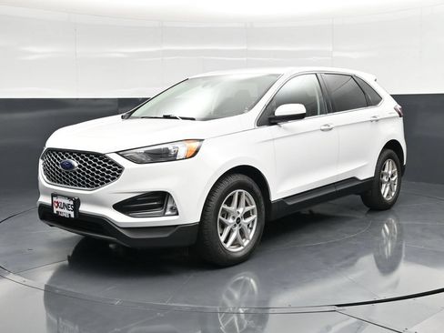 Certified 2024 Ford Edge SEL w/ Convenience Package AWD/4WD image 5
