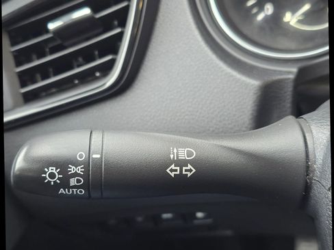 Used 2020 Nissan Rogue SV image 21