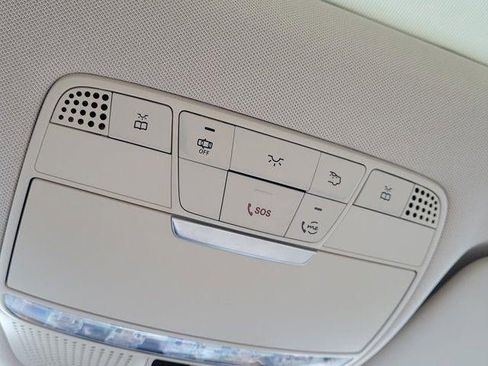 Used 2022 Mercedes-Benz GLC 300 image 24