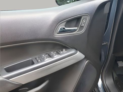 Used 2019 Chevrolet Colorado ZR2 image 27