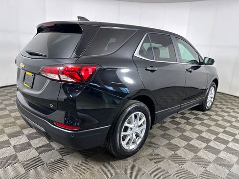 Used 2024 Chevrolet Equinox LT image 3