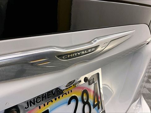 Used 2021 Chrysler Voyager Lxi image 7