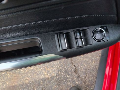 Used 2023 Ford Mustang Convertible image 15