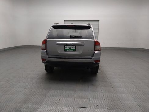 Used 2016 Jeep Compass Latitude image 7