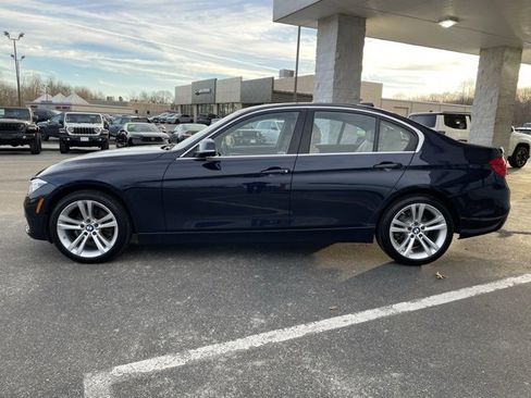 Used 2017 BMW 330i xDrive Sedan image 8