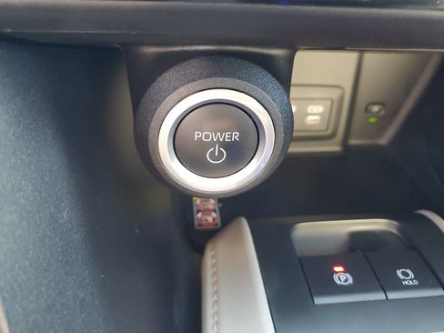 Certified 2023 Toyota Venza LE AWD/4WD image 27