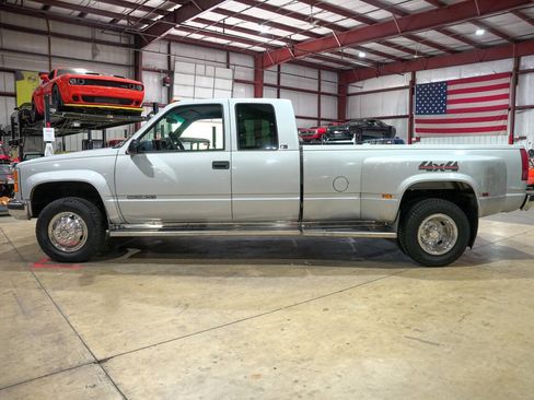 Used 1996 GMC Sierra 3500 4x4 Extended Cab image 4