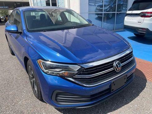 Used 2024 Volkswagen Jetta S FWD image 2